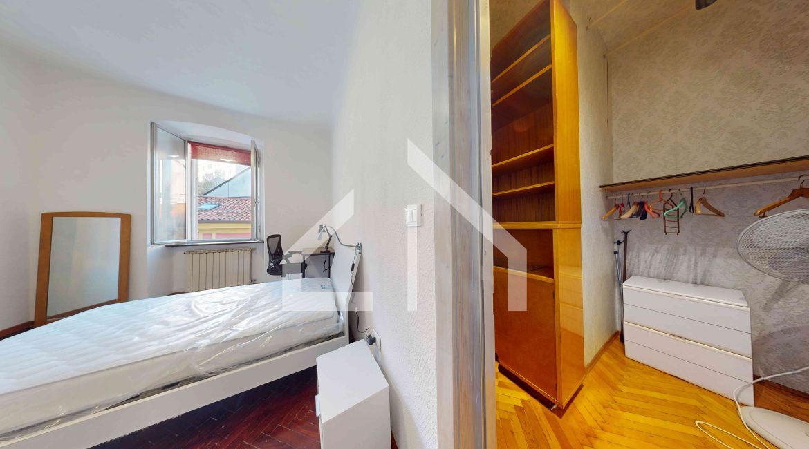 Stanze singole via della Valle 10, Trieste